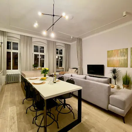 Spacious In The Center- Main Square 300m * فروتسواف