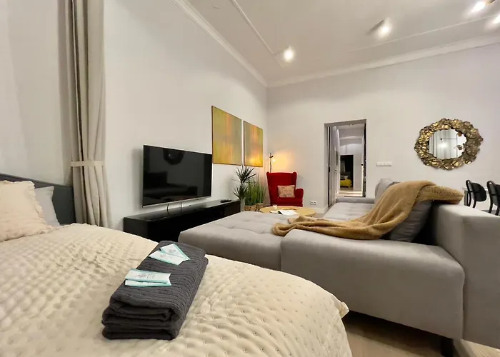 Apartament Spacious In The Center- Main Square 300m