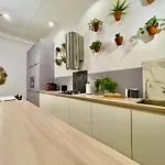 شقة Spacious In The Center- Main Square 300m